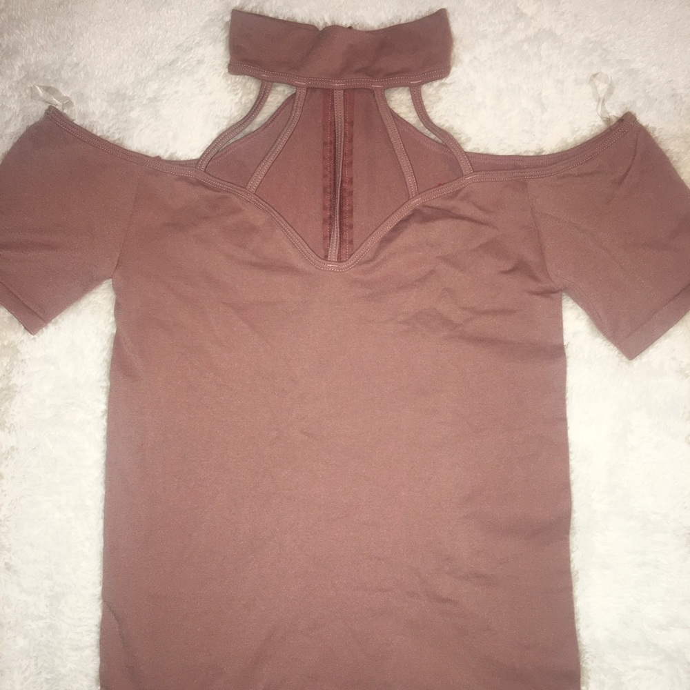 Fitting nude colored shirt